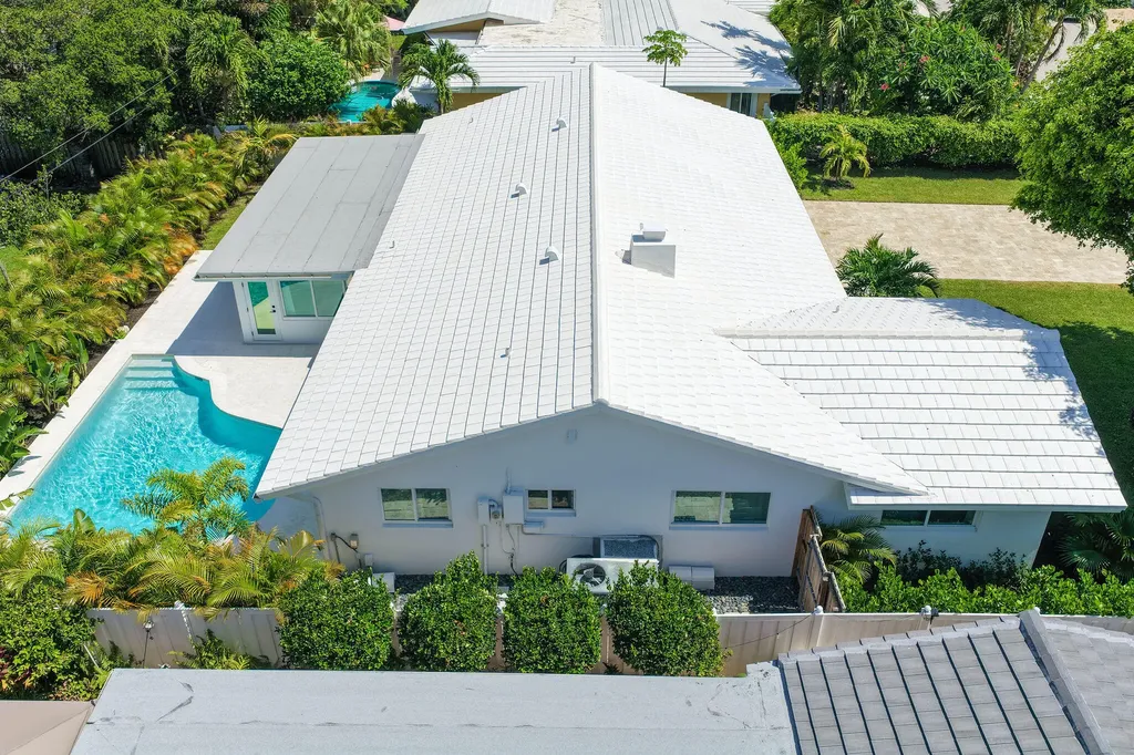 3315 NE 31st Avenue Lighthouse Point FL 33064