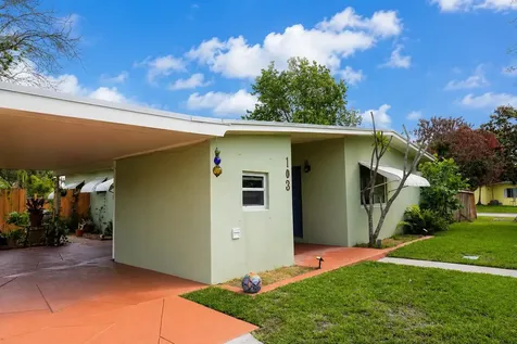 103 SE Bonita Court Port St Lucie FL 34983