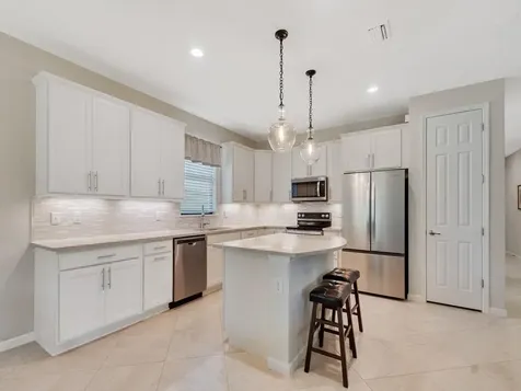 4633 Ibis Road Vero Beach FL 32967