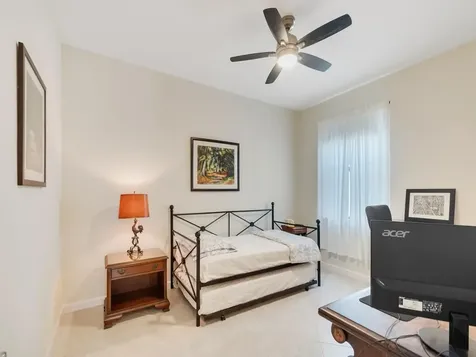 4633 Ibis Road Vero Beach FL 32967