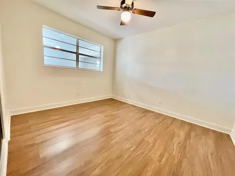 2090 NW 84th Terrace Pembroke Pines FL 33024
