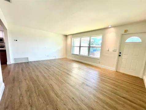 2090 NW 84th Terrace Pembroke Pines FL 33024