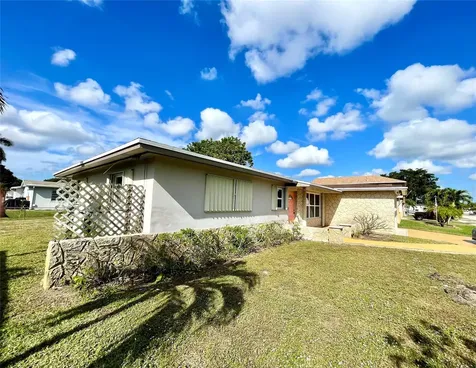 2090 NW 84th Terrace Pembroke Pines FL 33024