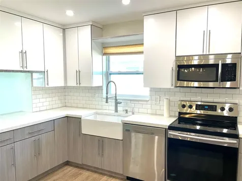 2090 NW 84th Terrace Pembroke Pines FL 33024