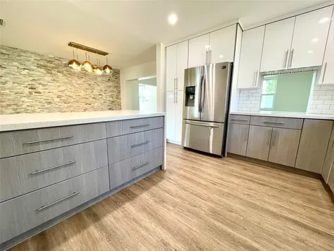 2090 NW 84th Terrace Pembroke Pines FL 33024
