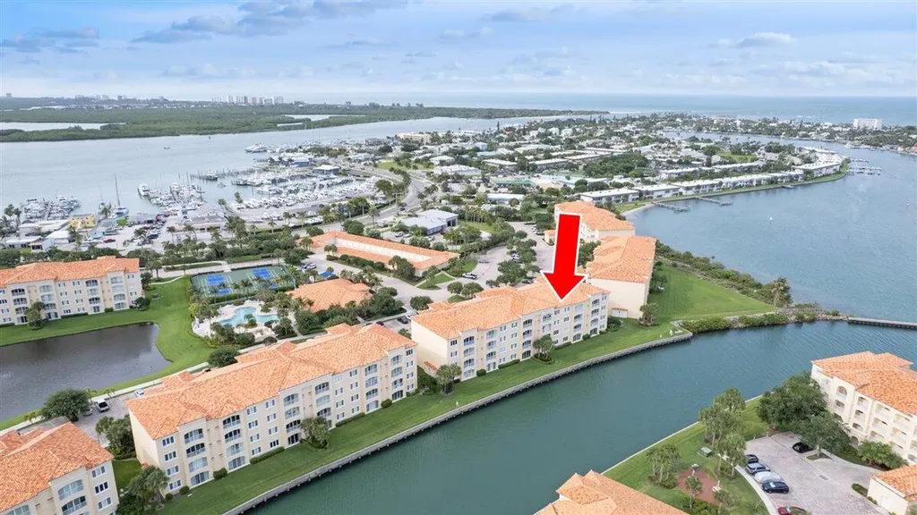 5 E Harbour Isle Drive Drive E Fort Pierce FL 34949