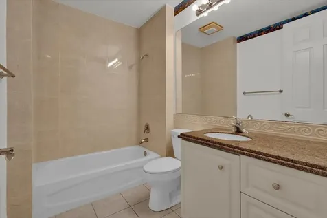 5 E Harbour Isle Drive Drive E Fort Pierce FL 34949