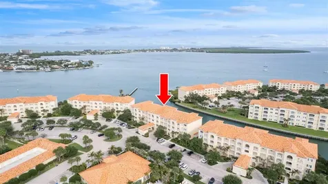 5 E Harbour Isle Drive Drive E Fort Pierce FL 34949