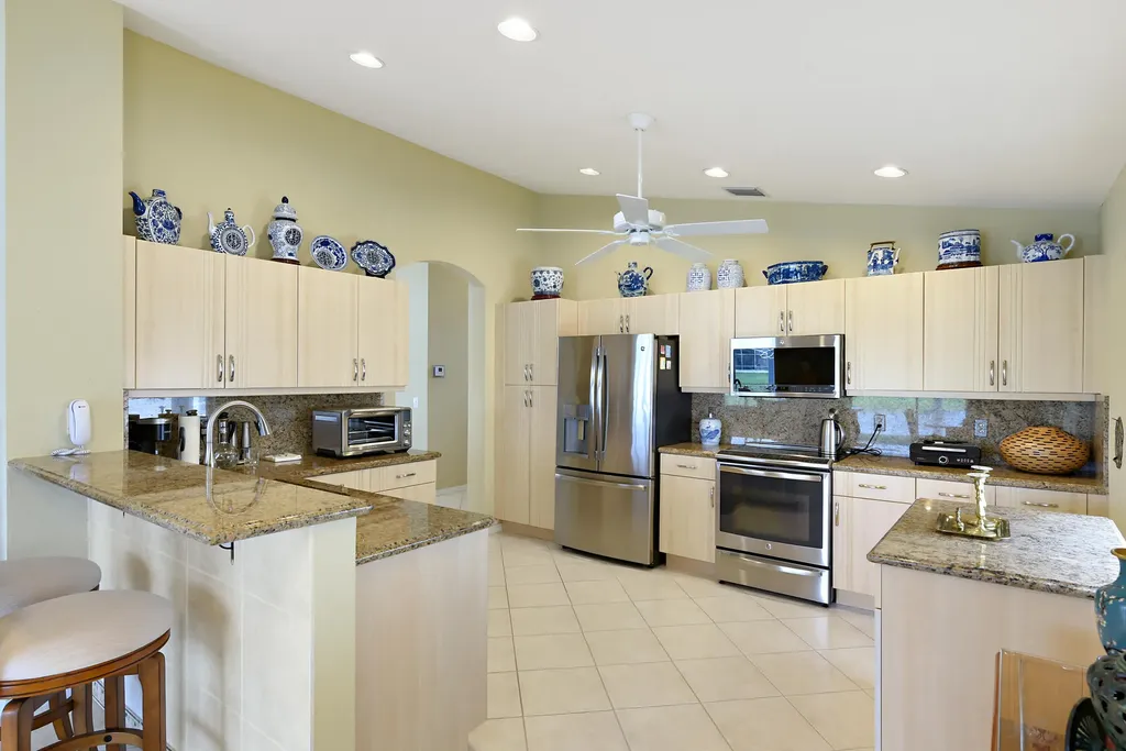 7118 Treviso Lane Boynton Beach FL 33472