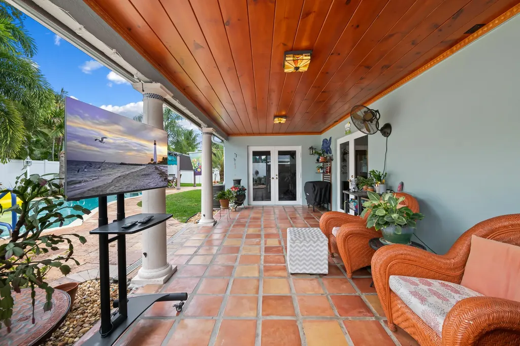 6816 NW 28th Terrace Fort Lauderdale FL 33309