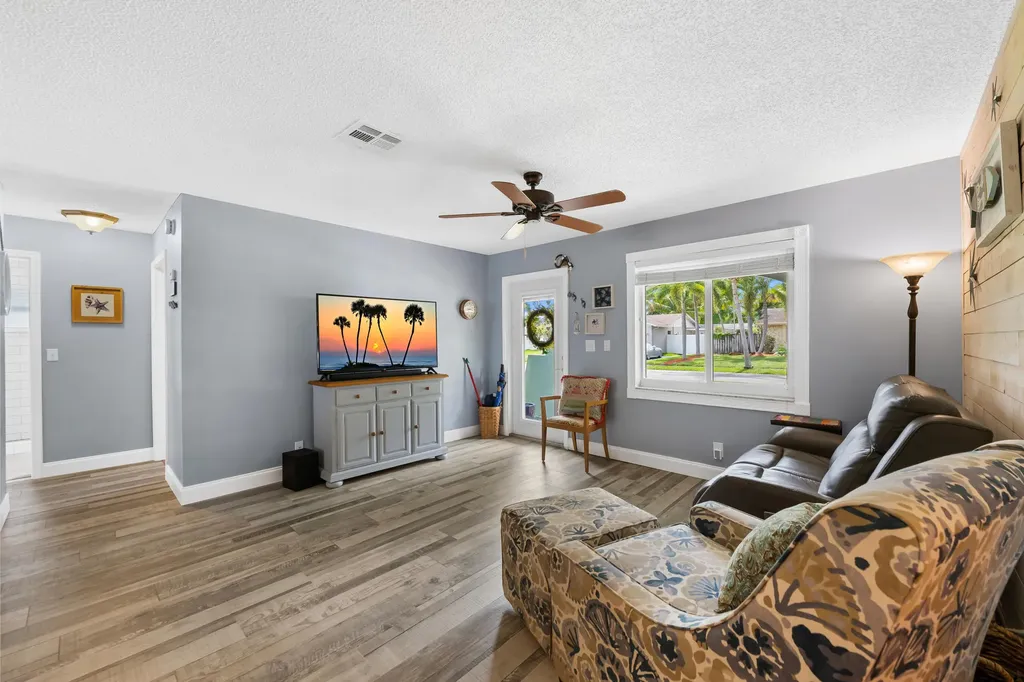 6816 NW 28th Terrace Fort Lauderdale FL 33309