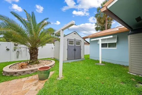 6816 NW 28th Terrace Fort Lauderdale FL 33309