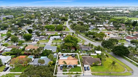 6816 NW 28th Terrace Fort Lauderdale FL 33309