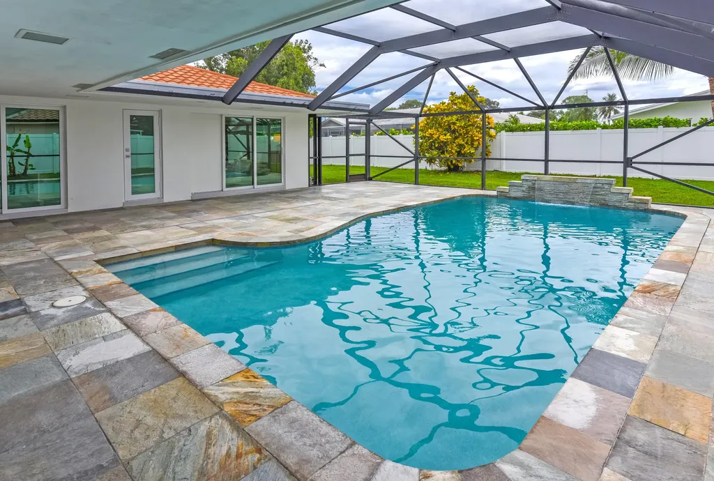 1100 SW 15th Avenue Boca Raton FL 33486