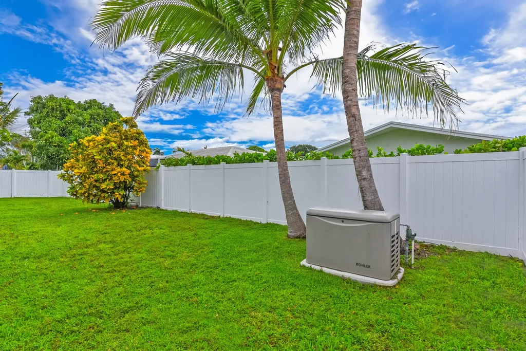 1100 SW 15th Avenue Boca Raton FL 33486