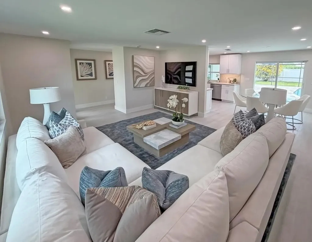 1100 SW 15th Avenue Boca Raton FL 33486