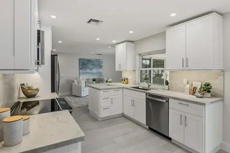 1100 SW 15th Avenue Boca Raton FL 33486