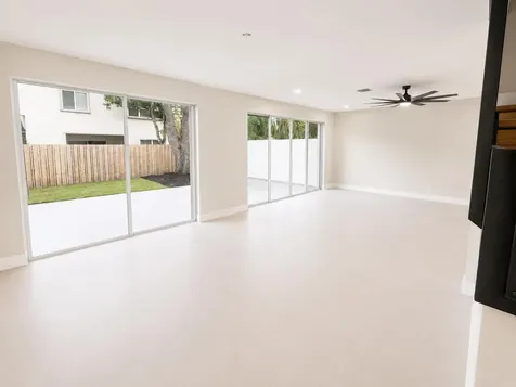 6170 NW 77th Place N Parkland FL 33067