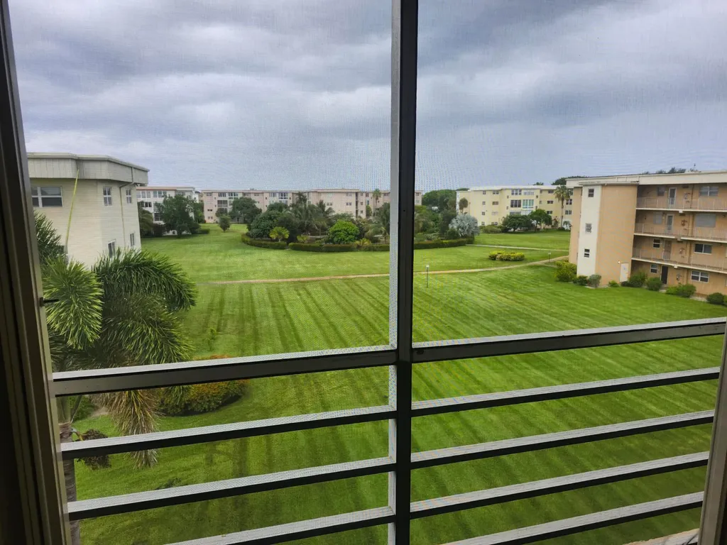 2600 NE 1st Lane Boynton Beach FL 33435
