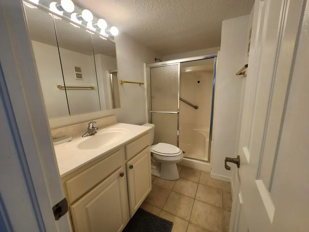 2600 NE 1st Lane Boynton Beach FL 33435
