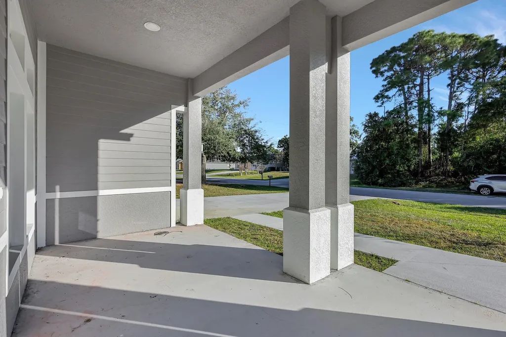 1791 SW Effland Avenue Port St Lucie FL 34953