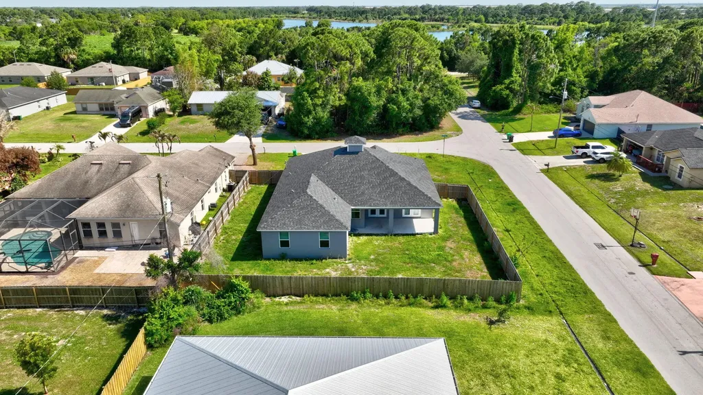 1791 SW Effland Avenue Port St Lucie FL 34953