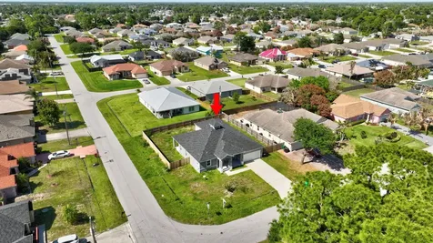 1791 SW Effland Avenue Port St Lucie FL 34953