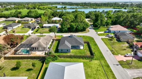 1791 SW Effland Avenue Port St Lucie FL 34953