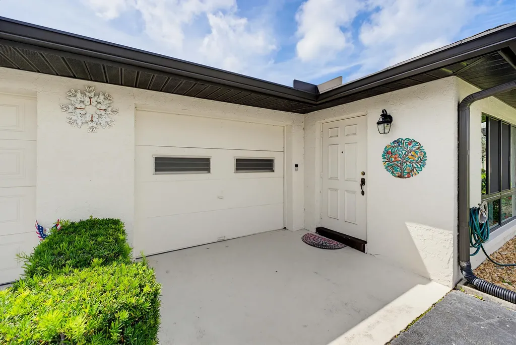 4854 Equestrian Circle Boynton Beach FL 33436