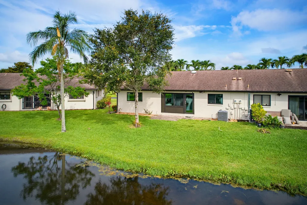 4854 Equestrian Circle Boynton Beach FL 33436