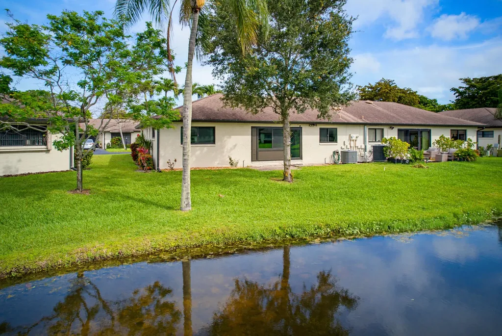 4854 Equestrian Circle Boynton Beach FL 33436