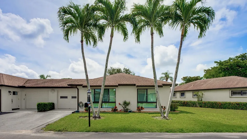 4854 Equestrian Circle Boynton Beach FL 33436