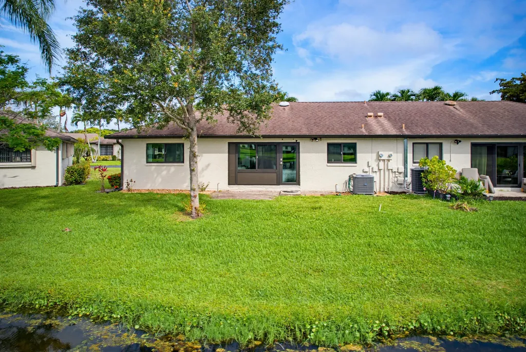 4854 Equestrian Circle Boynton Beach FL 33436