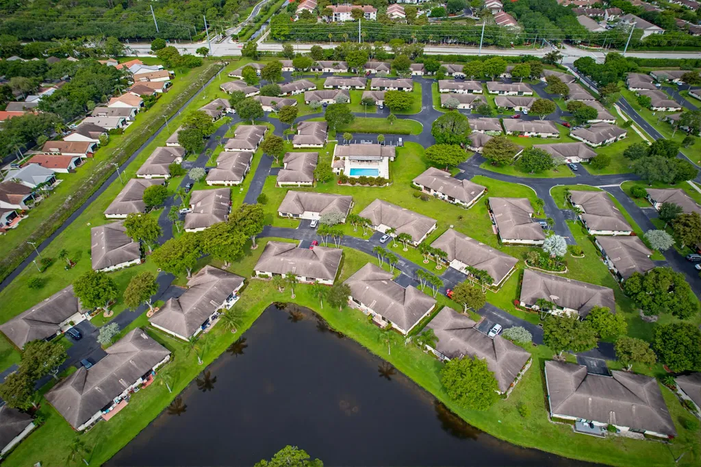 4854 Equestrian Circle Boynton Beach FL 33436