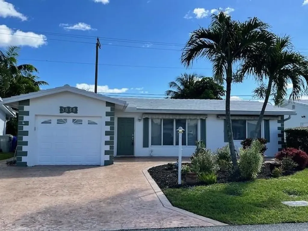 3040 NW 1st Avenue Pompano Beach FL 33064