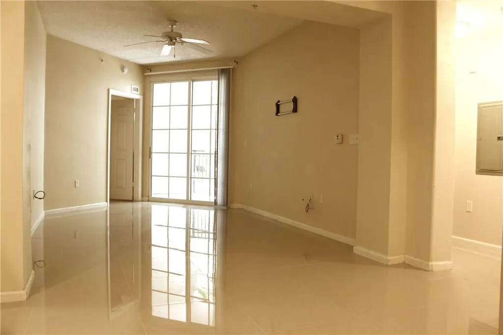 533 NE 3rd Avenue Fort Lauderdale FL 33301