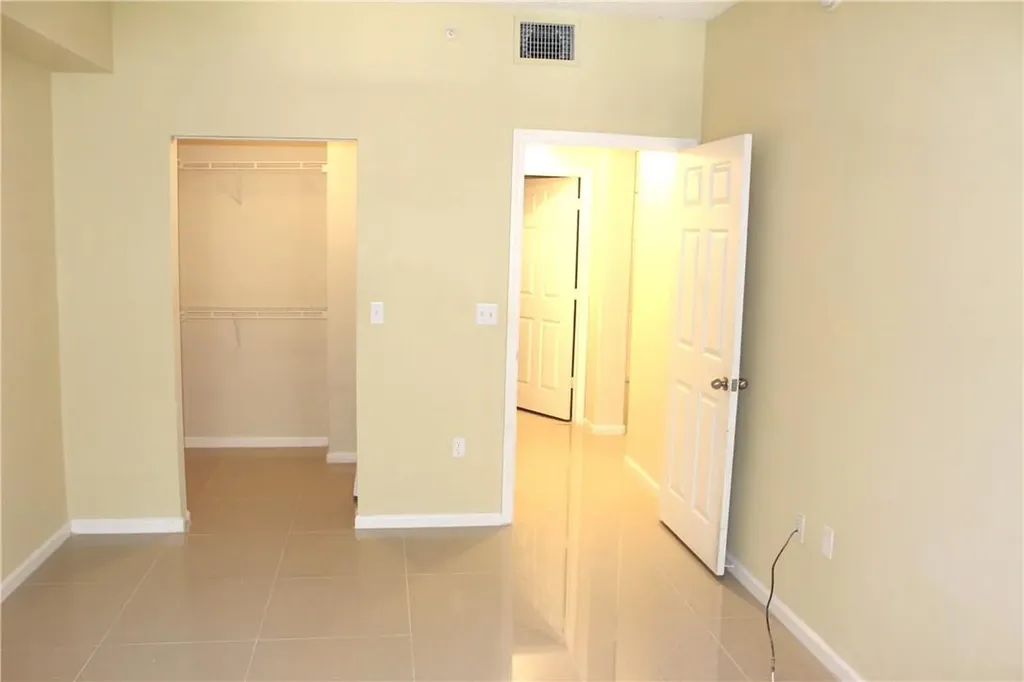 533 NE 3rd Avenue Fort Lauderdale FL 33301