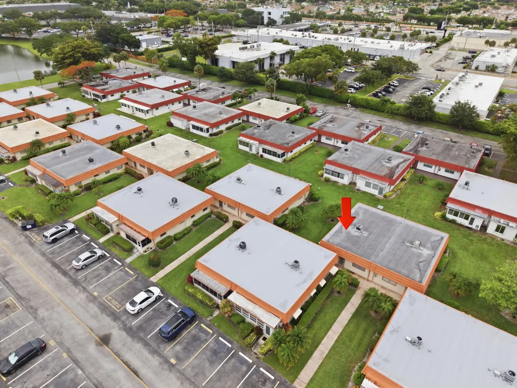 28 Seville 'B' Delray Beach FL 33446