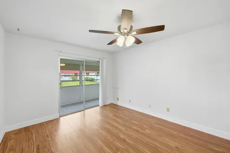 28 Seville 'B' Delray Beach FL 33446