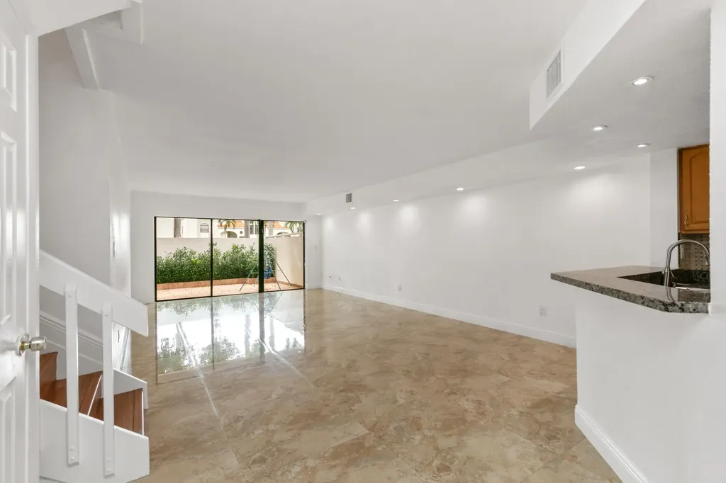 3530 Magellan Circle Aventura FL 33180