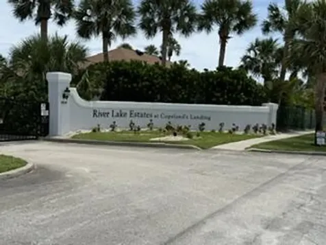7380 30th Court Vero Beach FL 32967