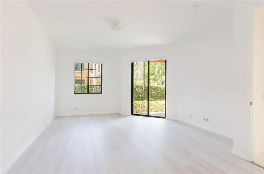 2692 Center Court Drive Weston FL 33332