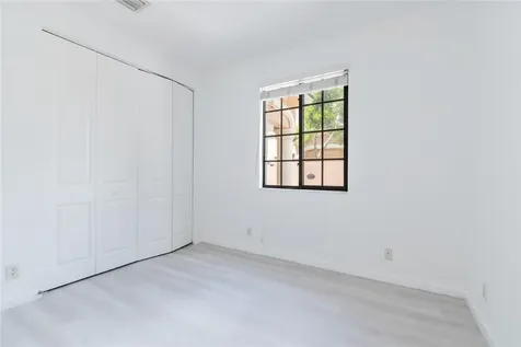2692 Center Court Drive Weston FL 33332