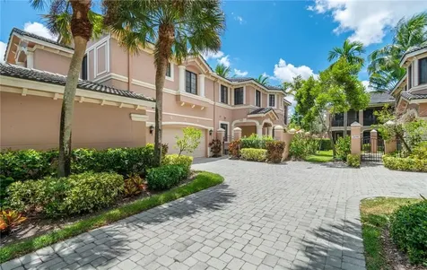 2692 Center Court Drive Weston FL 33332