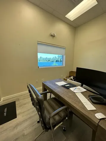 425 NW 10th Terrace Hallandale Beach FL