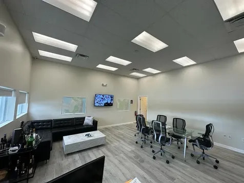 425 NW 10th Terrace Hallandale Beach FL