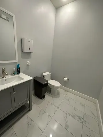425 NW 10th Terrace Hallandale Beach FL