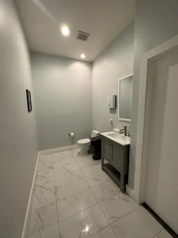 425 NW 10th Terrace Hallandale Beach FL