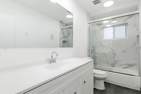 6444 Oak Street Hollywood FL 33024