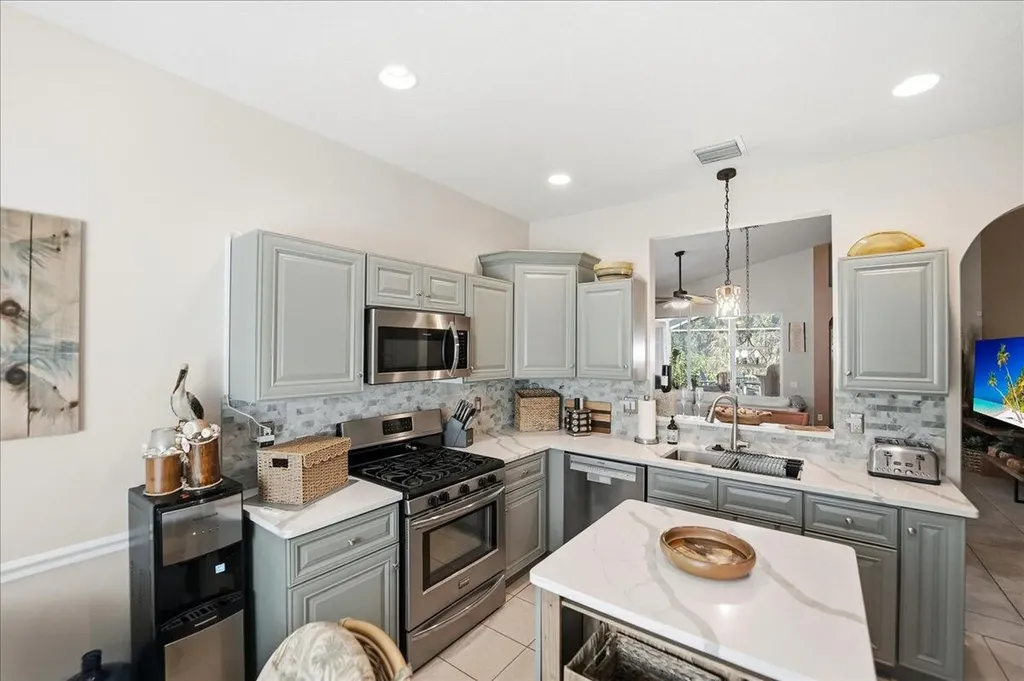 407 NW Granville Street Port St Lucie FL 34986